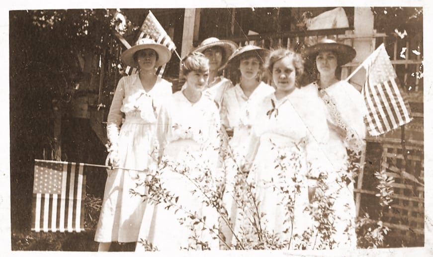 Women suffragettes