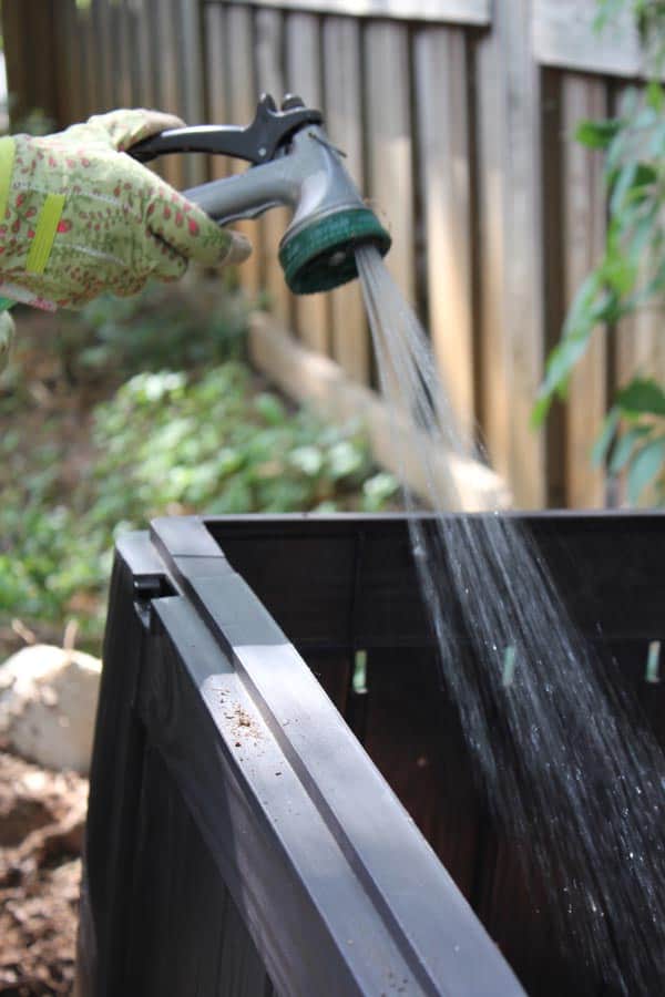 Gardening To-Do List: Stayin' On Top Of It In August & September. cleaning compost bin