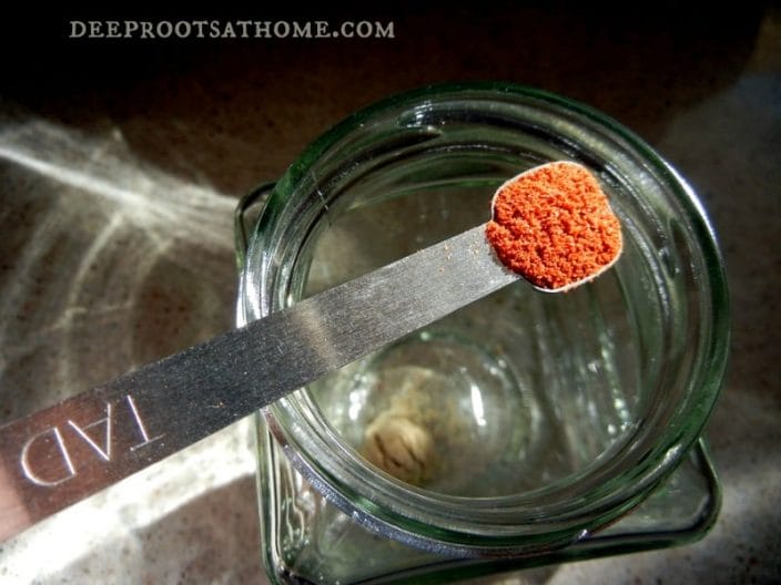 No Side-Effect Cough Remedy ~ Very Effective & Homemade, cayenne pepper on a measuring spoon