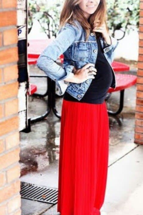Beautifully Modest Dress Review & Idea Book For A Put-Together Look. Pregnancy jeans jacket and maxi skirt