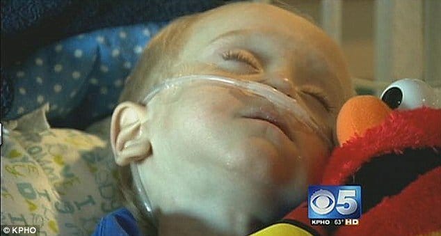Parents: One Little Disc-Like Button Battery Can Kill Your Child Parents: One Little Disc-Like Button Battery Can Kill Your Child. Emmett in ICU