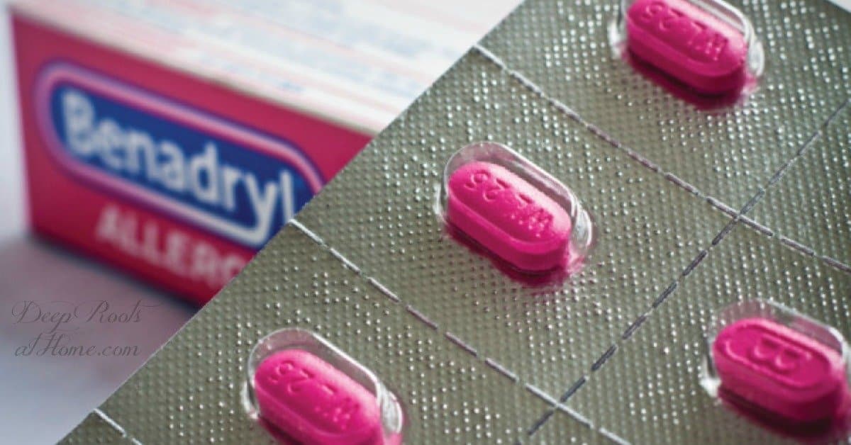 Popular OTC Benadryl -Diphenhydramine- Now with a Dementia Warning Popular OTC Benadryl, Diphenhydramine: Now With a Dementia Warning. Benadryl caplets