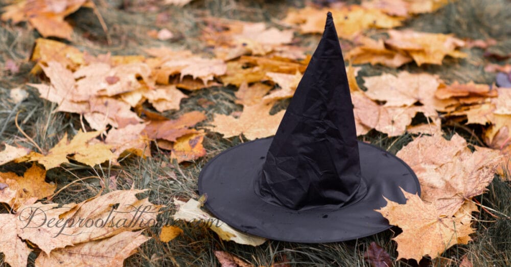Ex-Witch's Halloween Message to Us: Witchcraft Expanding Ex-Witch's Halloween Message to Us: Witchcraft Expanding